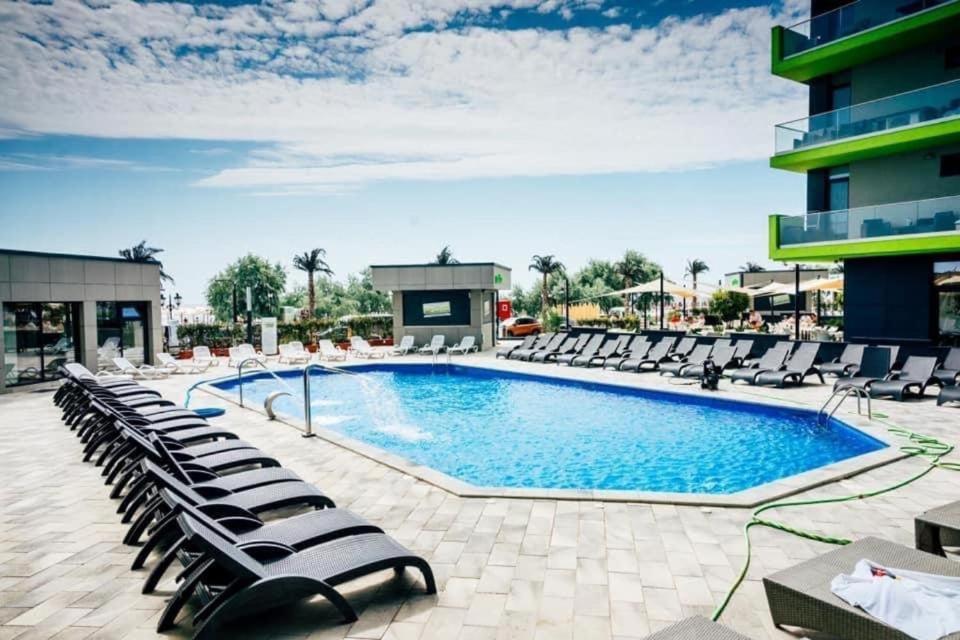 Michael By The Sea - Alezzi Beach Resort Năvodari Exterior foto